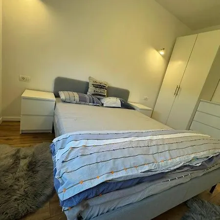 Fancy Nest Apartment *